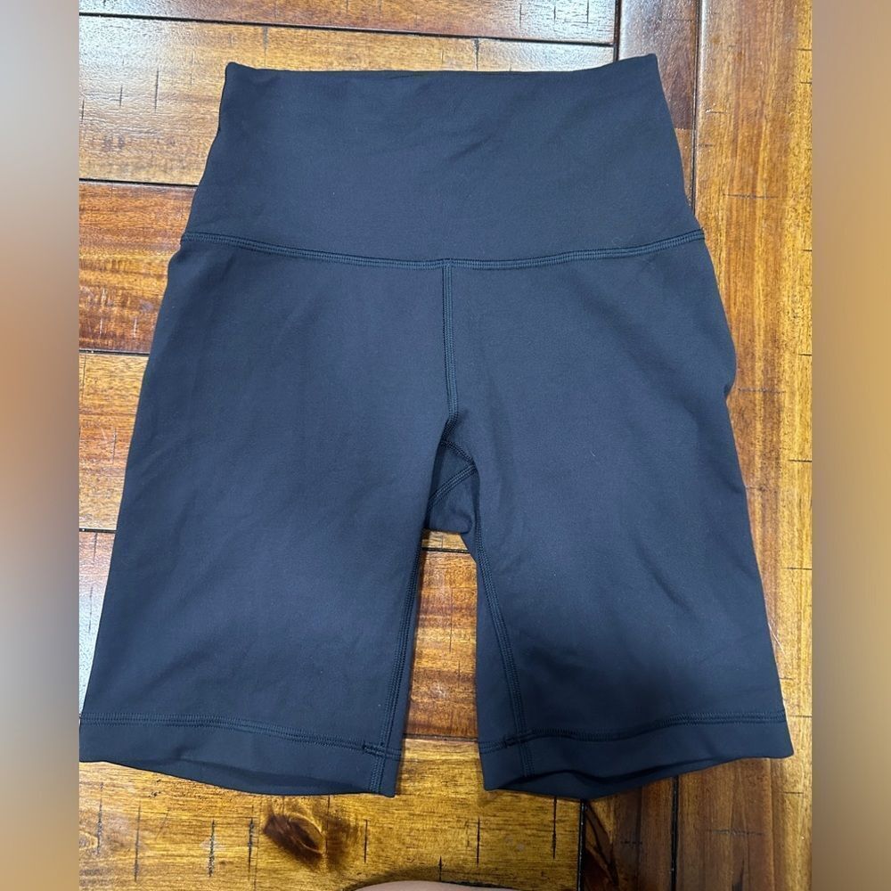 Lululemon Wunder Train High Rise 8”